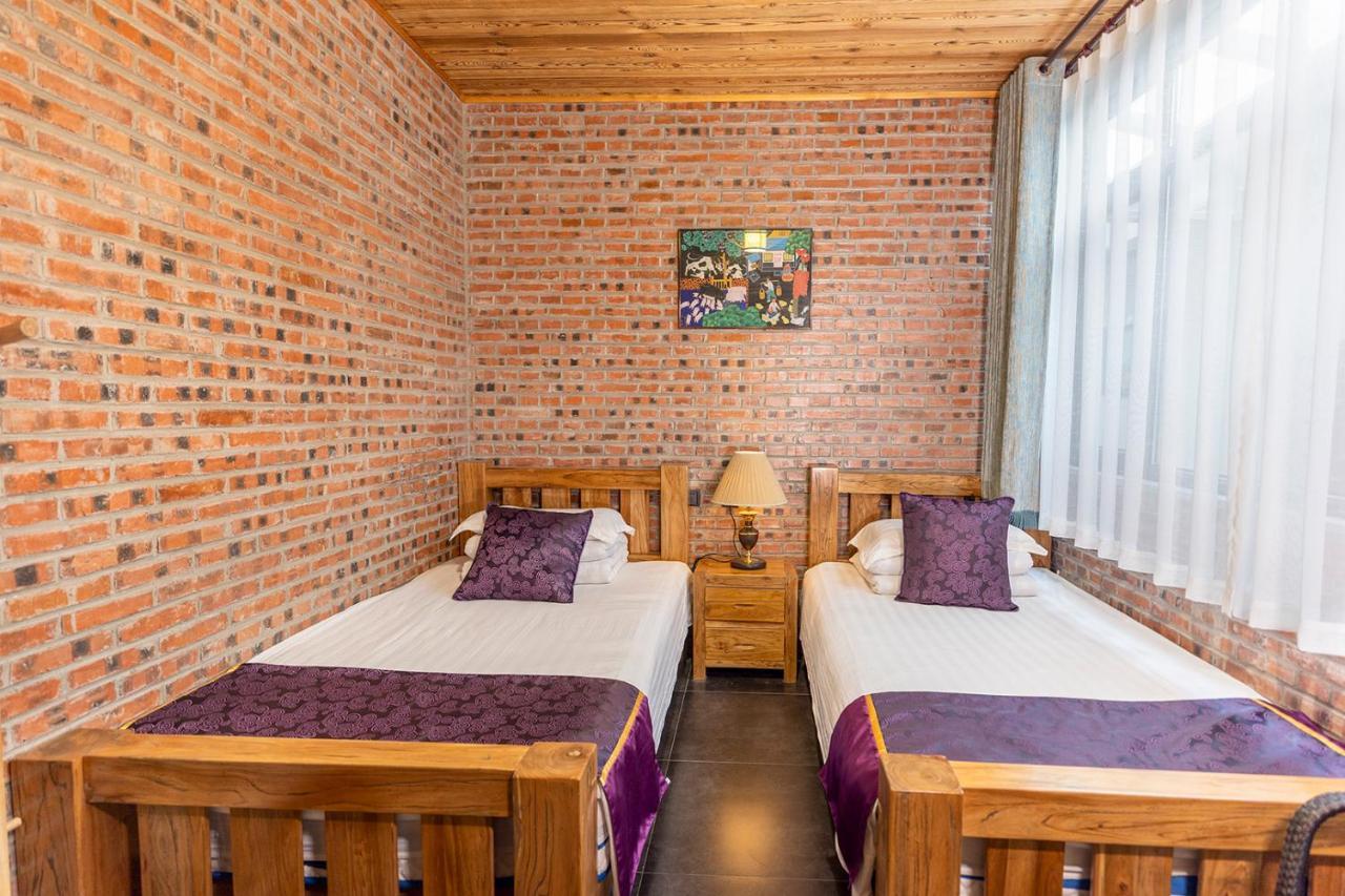 Beijing Mutianyu Great Wall Wangshanyuan Homestay هوايرو المظهر الخارجي الصورة