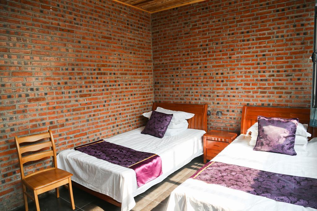 Beijing Mutianyu Great Wall Wangshanyuan Homestay هوايرو المظهر الخارجي الصورة